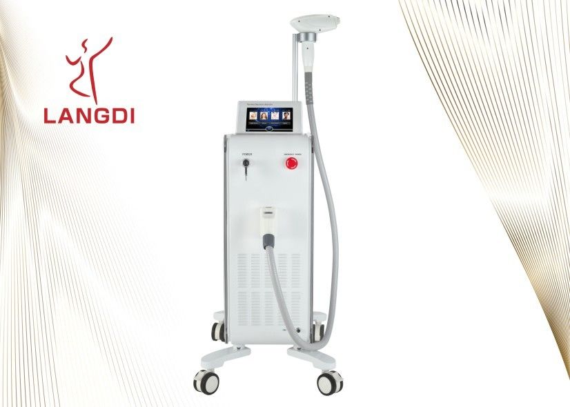 120 J/cm2 machine de beauté de lumière du corps E de dispositif d'épilation du chargement initial rf pleine